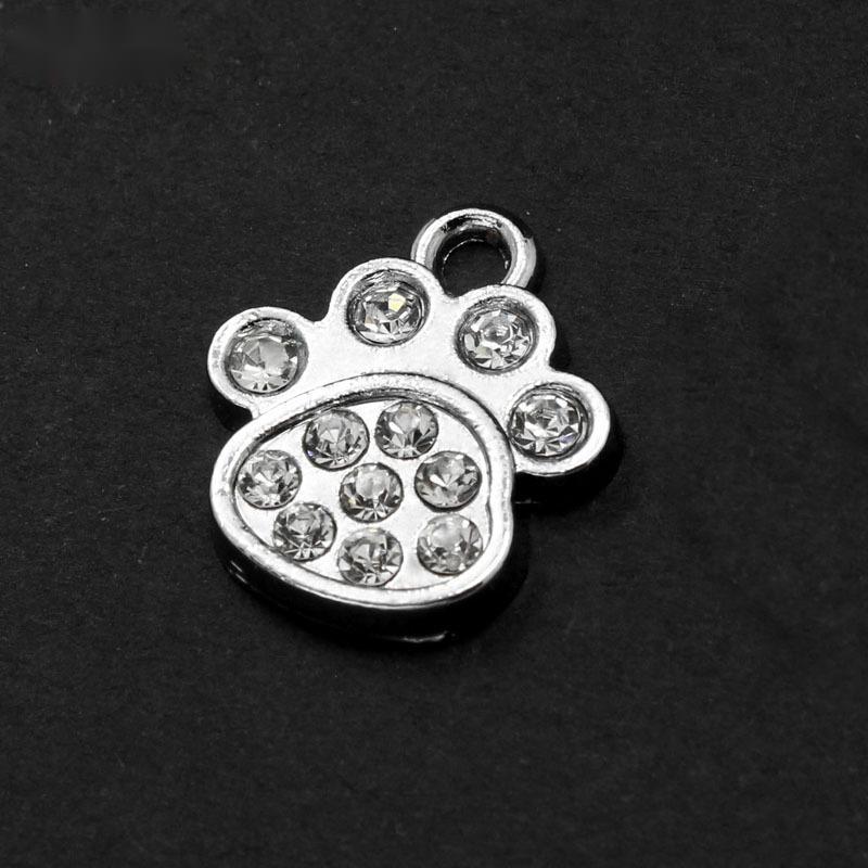 Fashionable Small Pendant Necklace with Diamond Dog Footprints