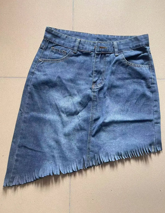Irregular Fringed Denim Half Body Skirt.New Fashionable and Personalized Distressed A-line Denim Short Skirt for Women in Summer